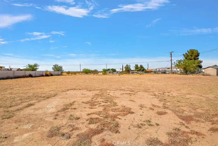 13660 Camellia Road, Victorville, California 92392