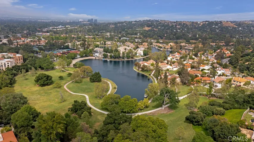 4645 Park Mirasol, Calabasas, California 91302