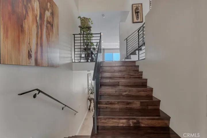 4645 Park Mirasol, Calabasas, California 91302