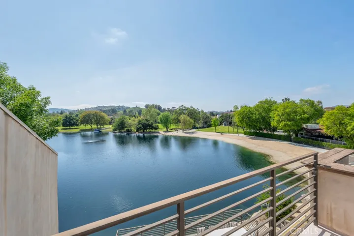 4645 Park Mirasol, Calabasas, California 91302