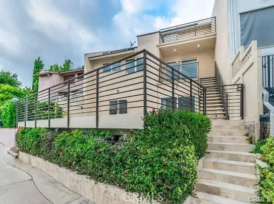 4645 Park Mirasol, Calabasas, California 91302