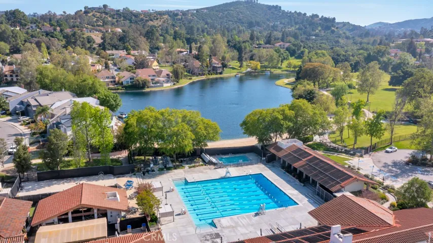 4645 Park Mirasol, Calabasas, California 91302