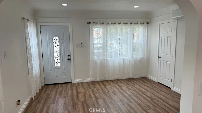 472 E Sunset Street, Long Beach, California 90805