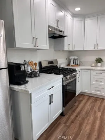 472 E Sunset Street, Long Beach, California 90805
