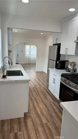 472 E Sunset Street, Long Beach, California 90805