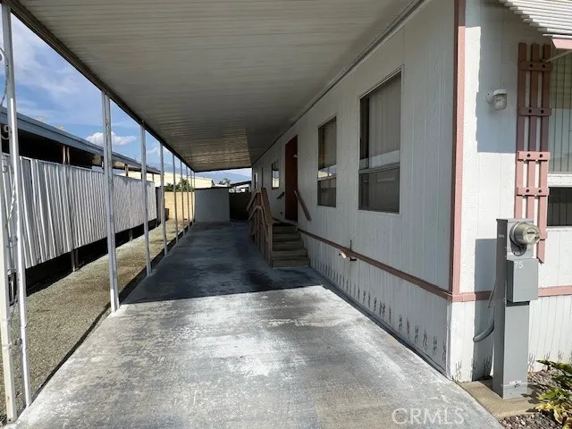 CARPORT SIDE