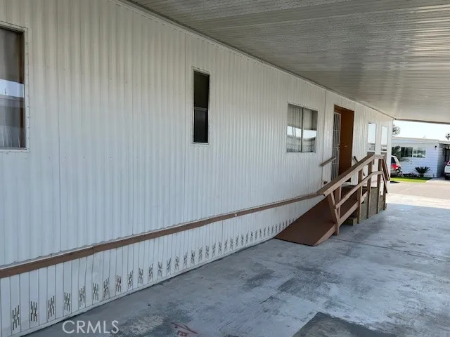 CARPORT SIDE WITH RAMP