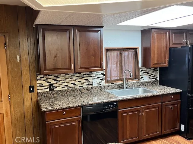 QUALITY SINK & CUPBOARDS