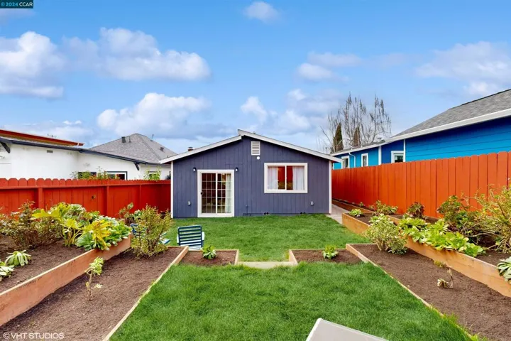 5054 Congress Avenue, Oakland, California 94601