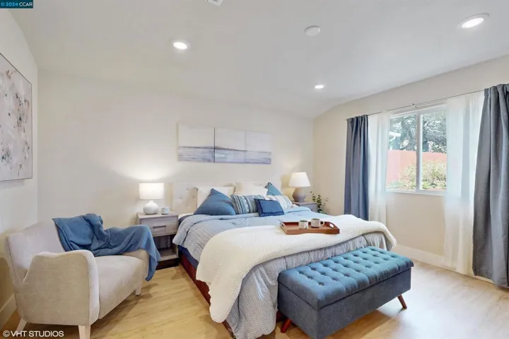 5054 Congress Avenue, Oakland, California 94601