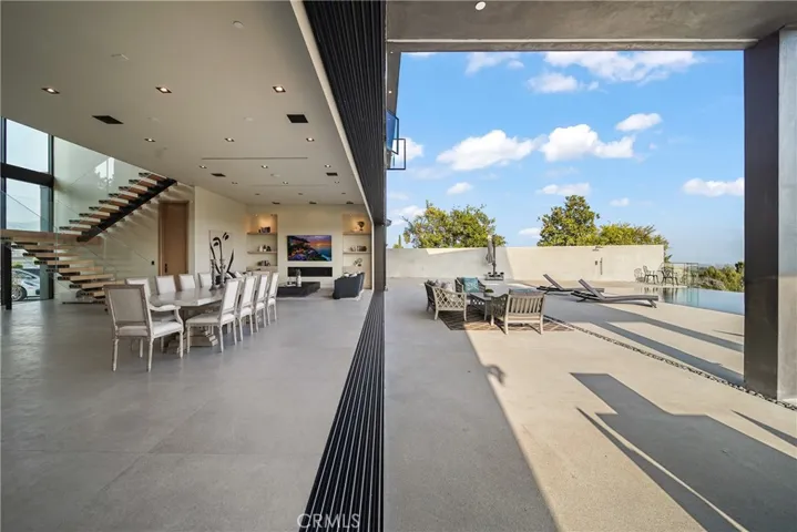 Indoor outdoor living