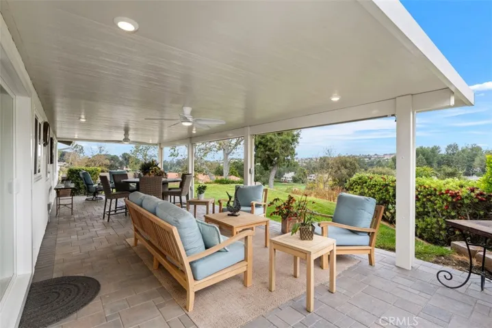 27901 Via Prados, Mission Viejo, California 92692