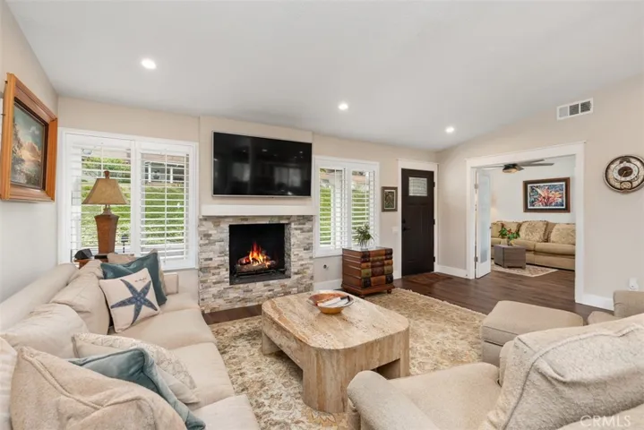 27901 Via Prados, Mission Viejo, California 92692