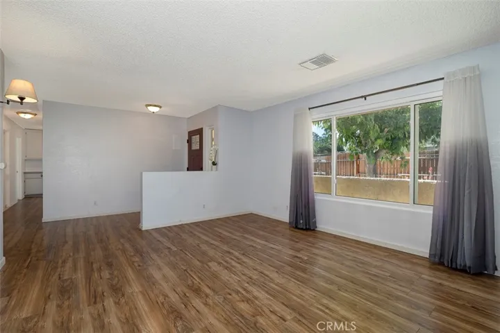 13155 E W10 Avenue E, Pearblossom, California 93553