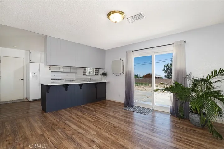 13155 E W10 Avenue E, Pearblossom, California 93553