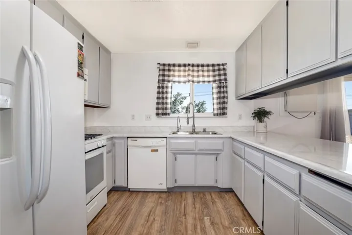 13155 E W10 Avenue E, Pearblossom, California 93553