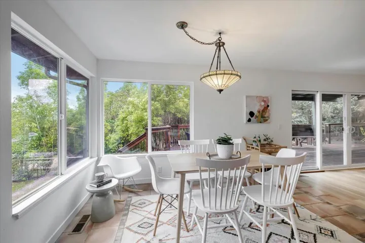 21 Enos Lane, Watsonville, California 95076