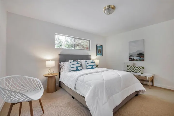 21 Enos Lane, Watsonville, California 95076