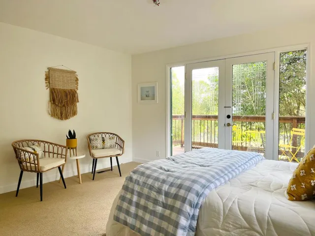 21 Enos Lane, Watsonville, California 95076