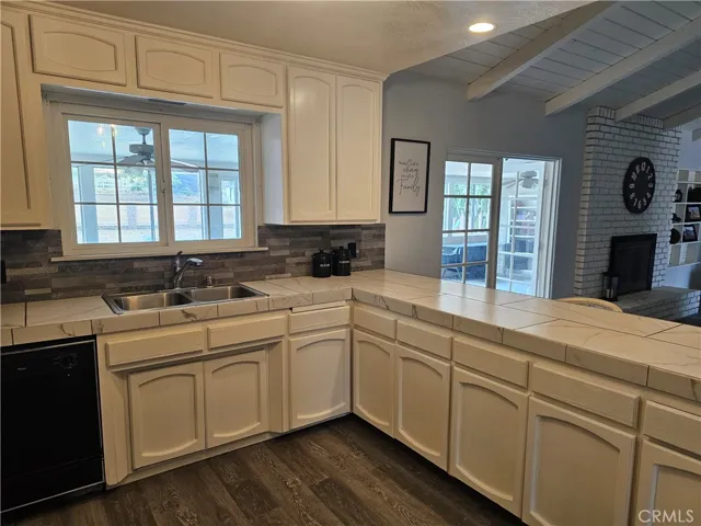 210 8th Street, Norco, California 92860