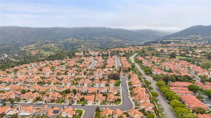 18 Crucillo, Rancho Santa Margarita, California 92688