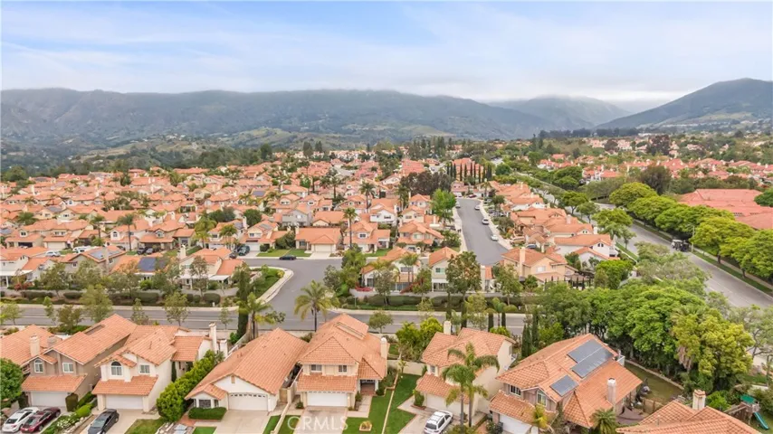 18 Crucillo, Rancho Santa Margarita, California 92688