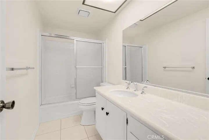 Hall bath upstairs