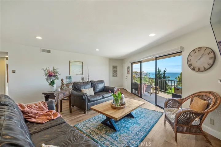 320 Encino Lane 7, San Clemente, California 92672