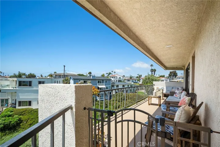 320 Encino Lane 7, San Clemente, California 92672