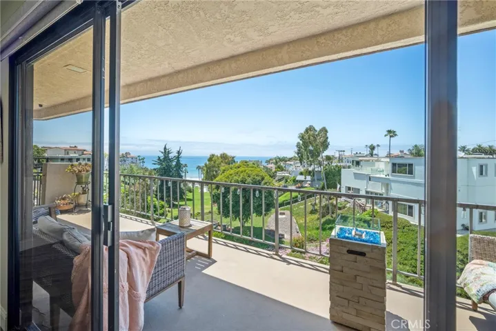 320 Encino Lane 7, San Clemente, California 92672