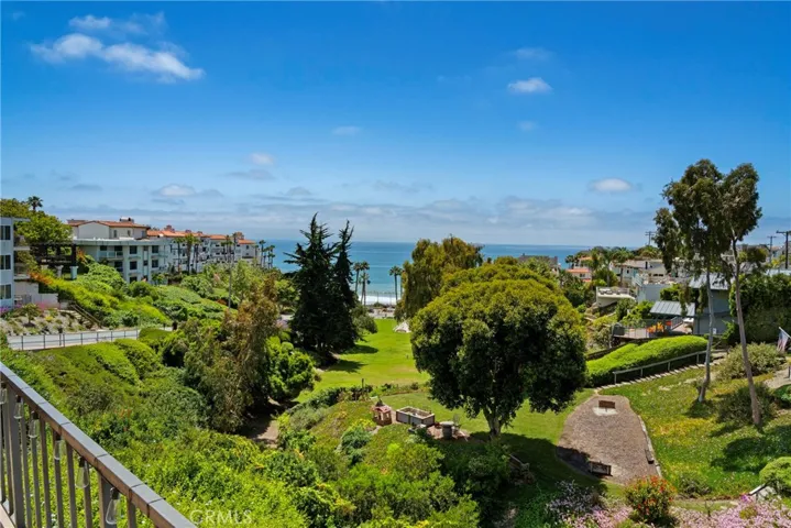 320 Encino Lane 7, San Clemente, California 92672