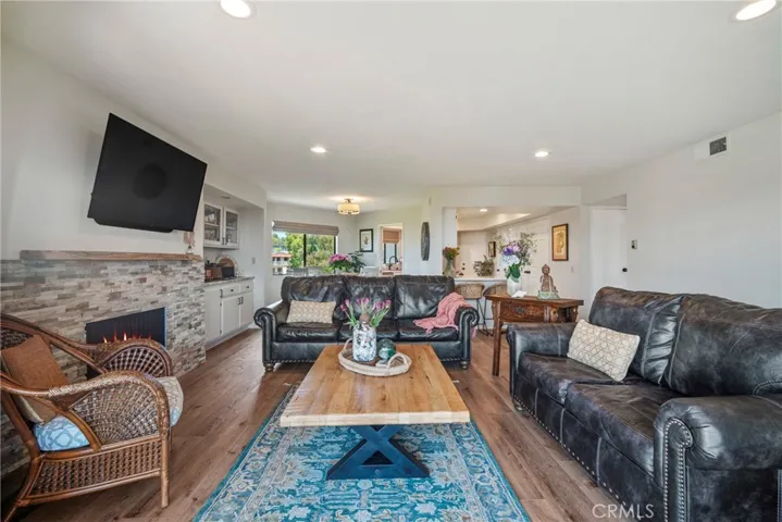 320 Encino Lane 7, San Clemente, California 92672