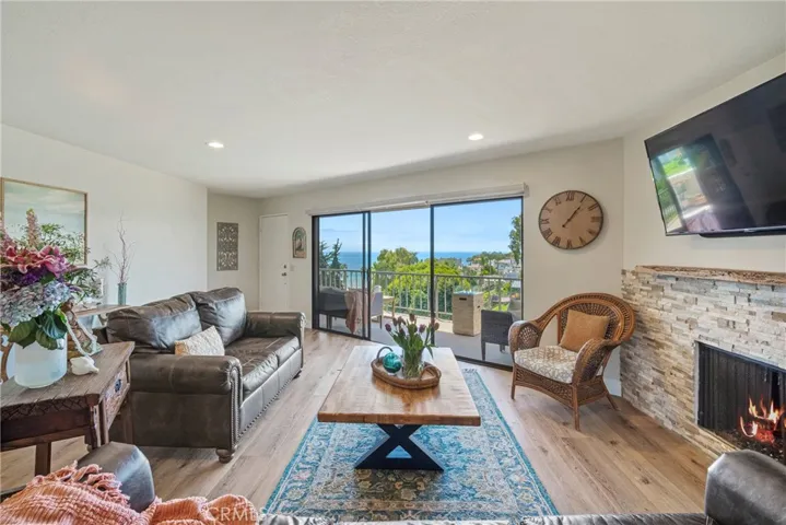 320 Encino Lane 7, San Clemente, California 92672