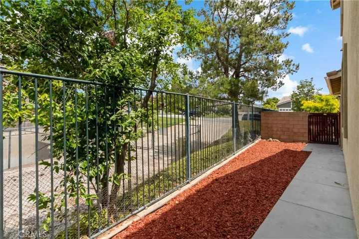 34610 Yale Drive, Yucaipa, California 92399