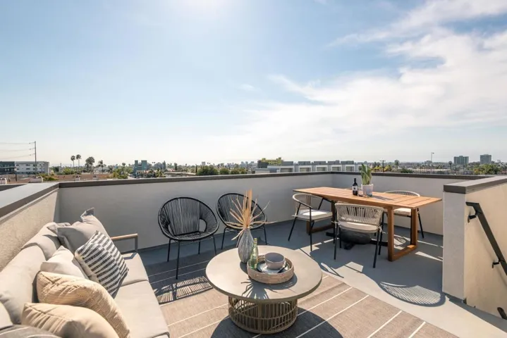 Roof Deck