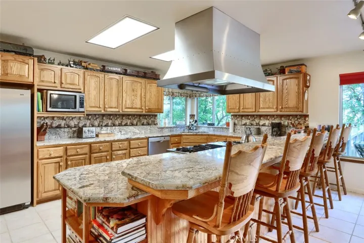 Beautiful Granite Counters w/Large Hood Custom