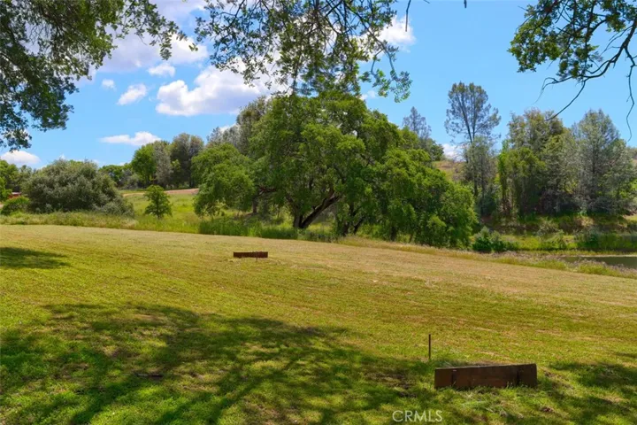 Play Horseshoes while enjoying the pond.