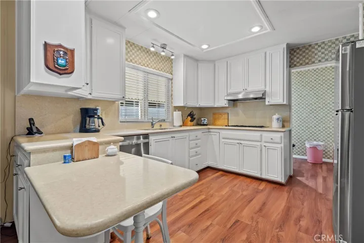 5200 Irvine Boulevard 501, Irvine, California 92620