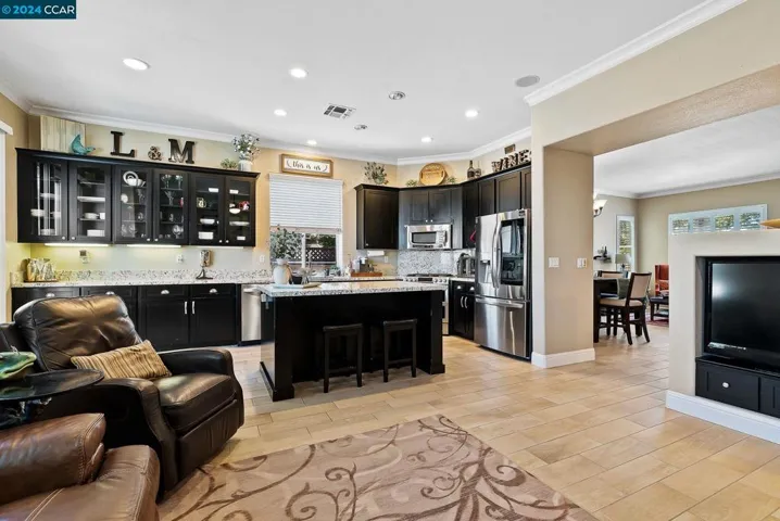 352 Stanwick St, Brentwood, California 94513