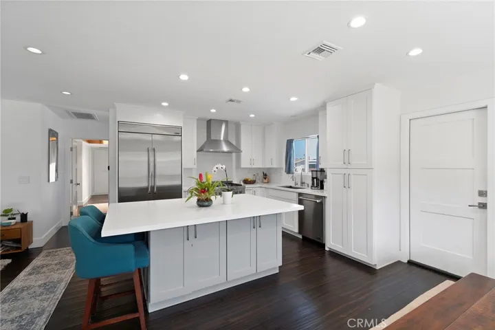829 Saint Clair Street, Costa Mesa, California 92626