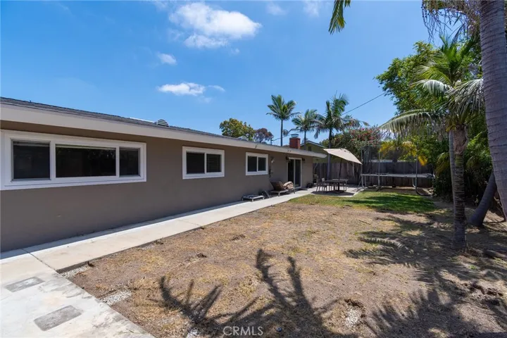 829 Saint Clair Street, Costa Mesa, California 92626