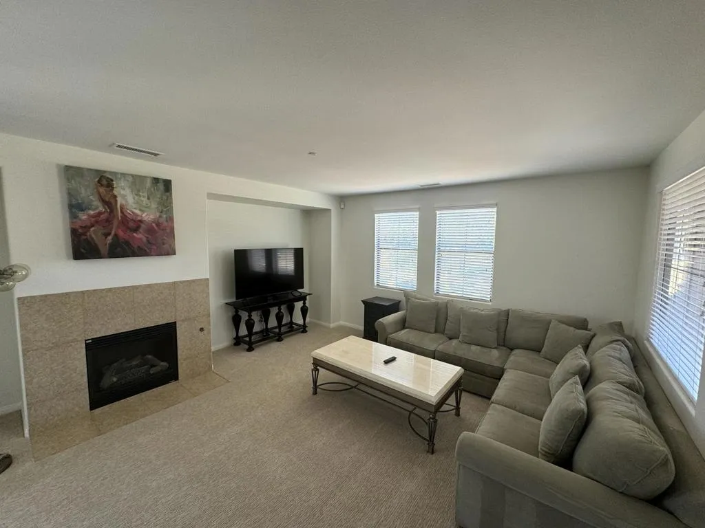 gallery-image 3