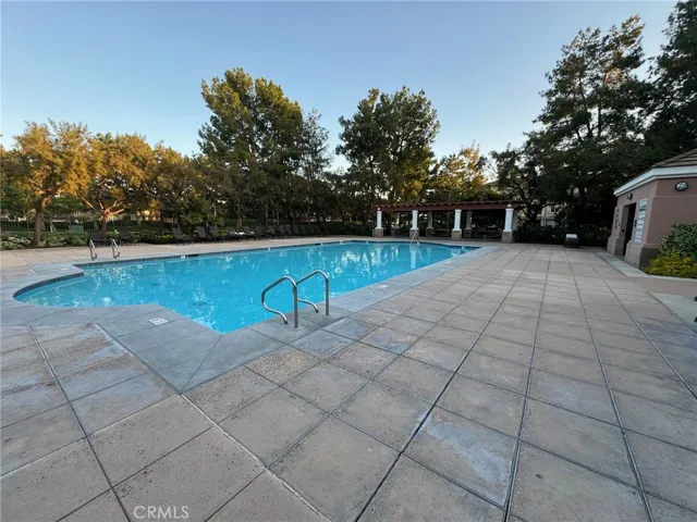 18 Santa Monica Aisle, Irvine, California 92606