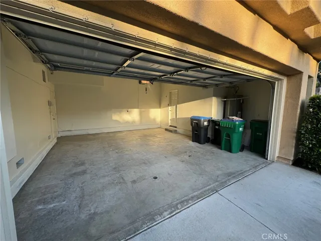 18 Santa Monica Aisle, Irvine, California 92606