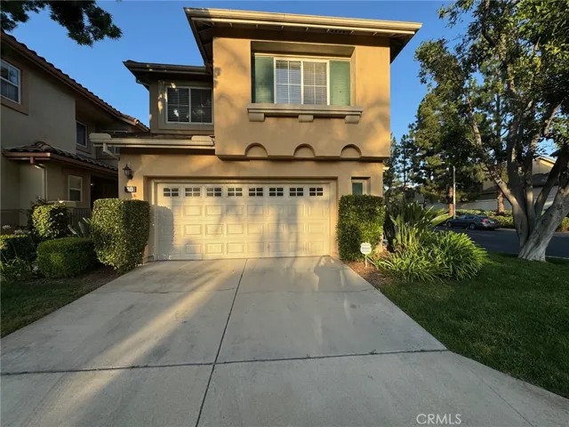 18 Santa Monica Aisle, Irvine, California 92606