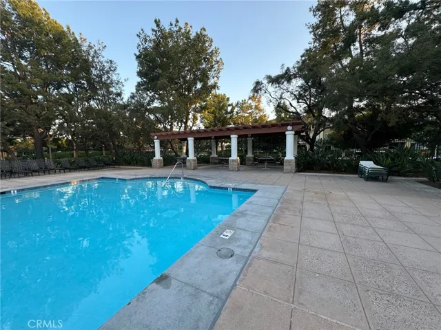 18 Santa Monica Aisle, Irvine, California 92606