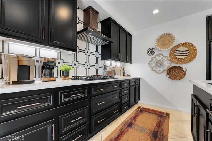 Plenty of storage and working space.
