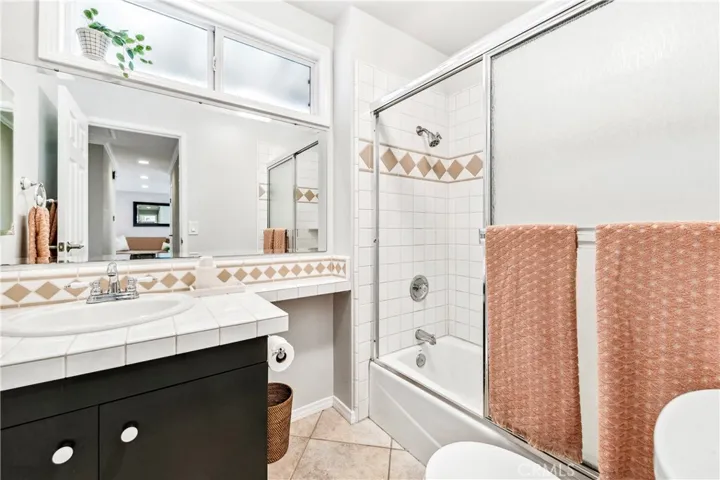 8913 Cardinal Ave, Fountain Valley, California 92708