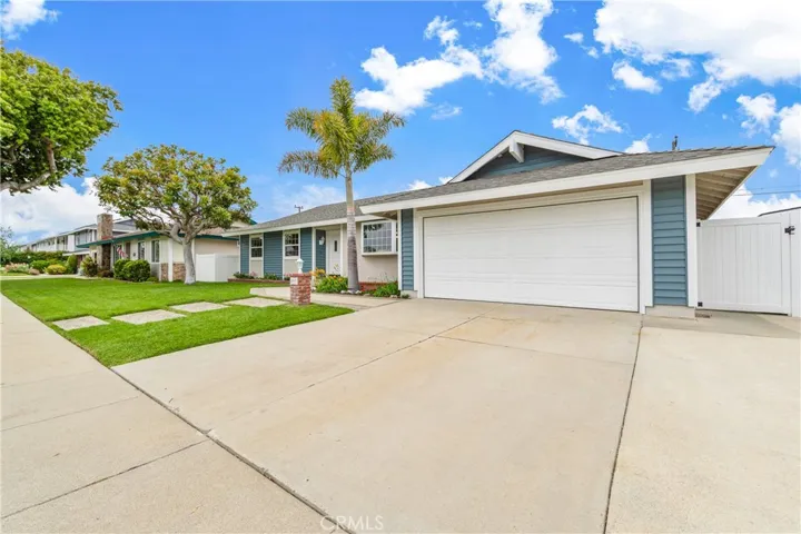 8913 Cardinal Ave, Fountain Valley, California 92708
