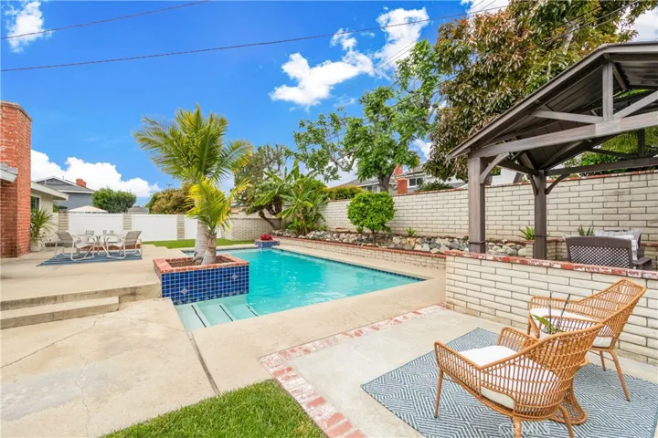 8913 Cardinal Ave, Fountain Valley, California 92708